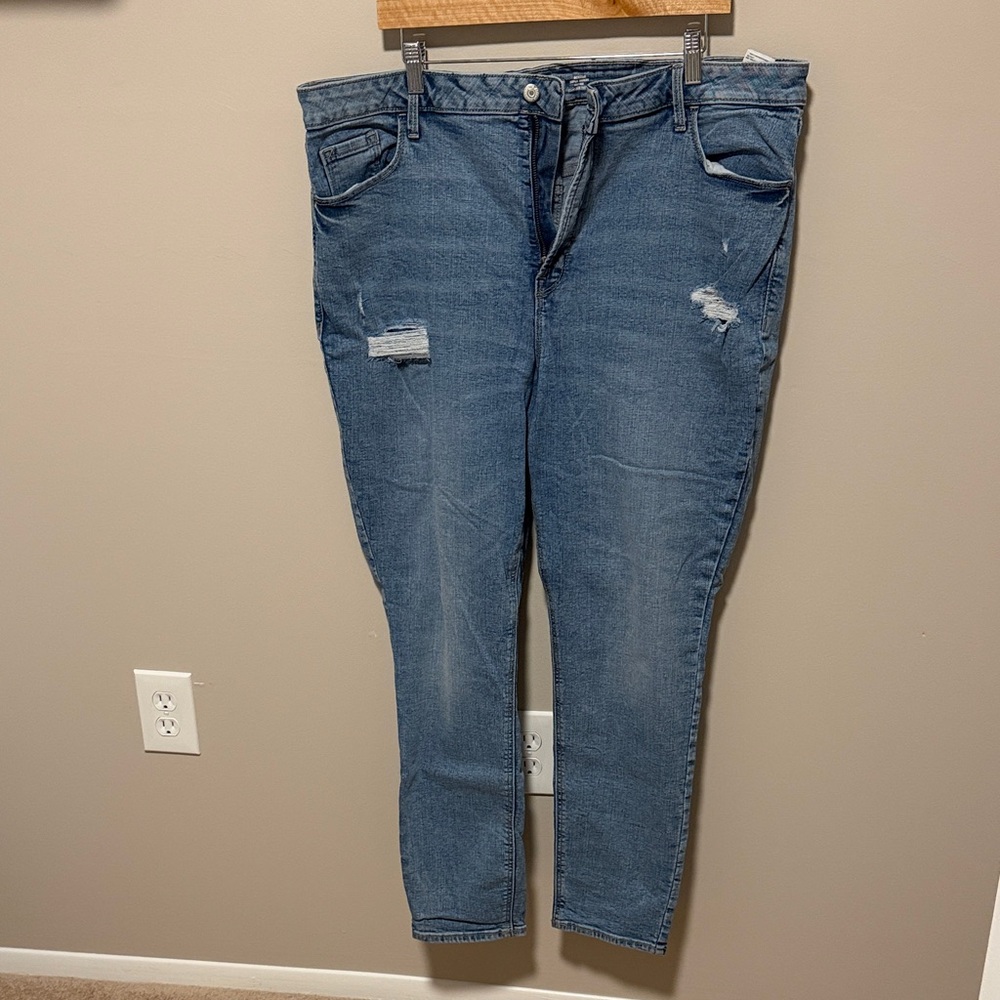 Old Navy Women's Blue Distressed Skinny Jeans